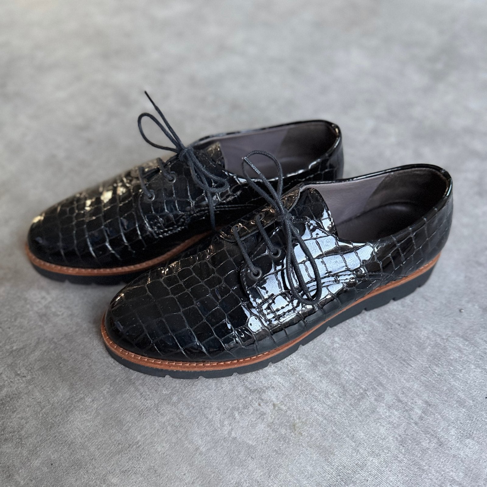 Feyn damesschoenen maat 41 - Zwart glans leer, Ophalen of Verzenden, Zo goed als nieuw, Zwart, Schoenen met lage hakken