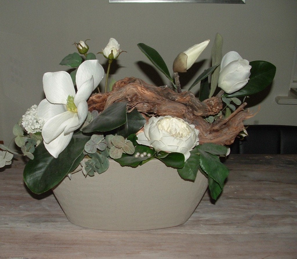 Ovalen pot met kunstbloemen en tak, Ophalen of Verzenden, Gebruikt, Binnen