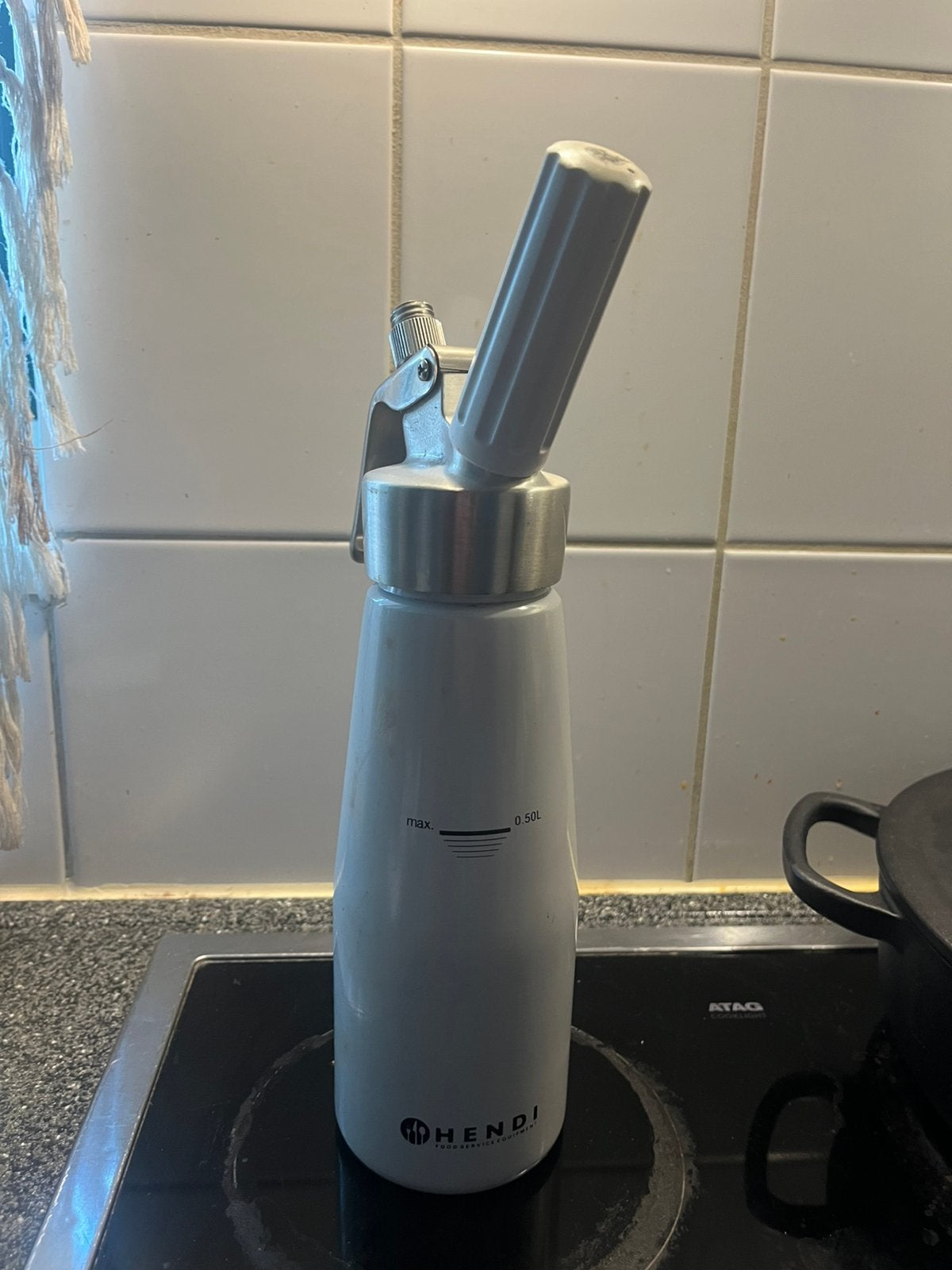 Slagroomspuit, Ophalen of Verzenden, Zo goed als nieuw