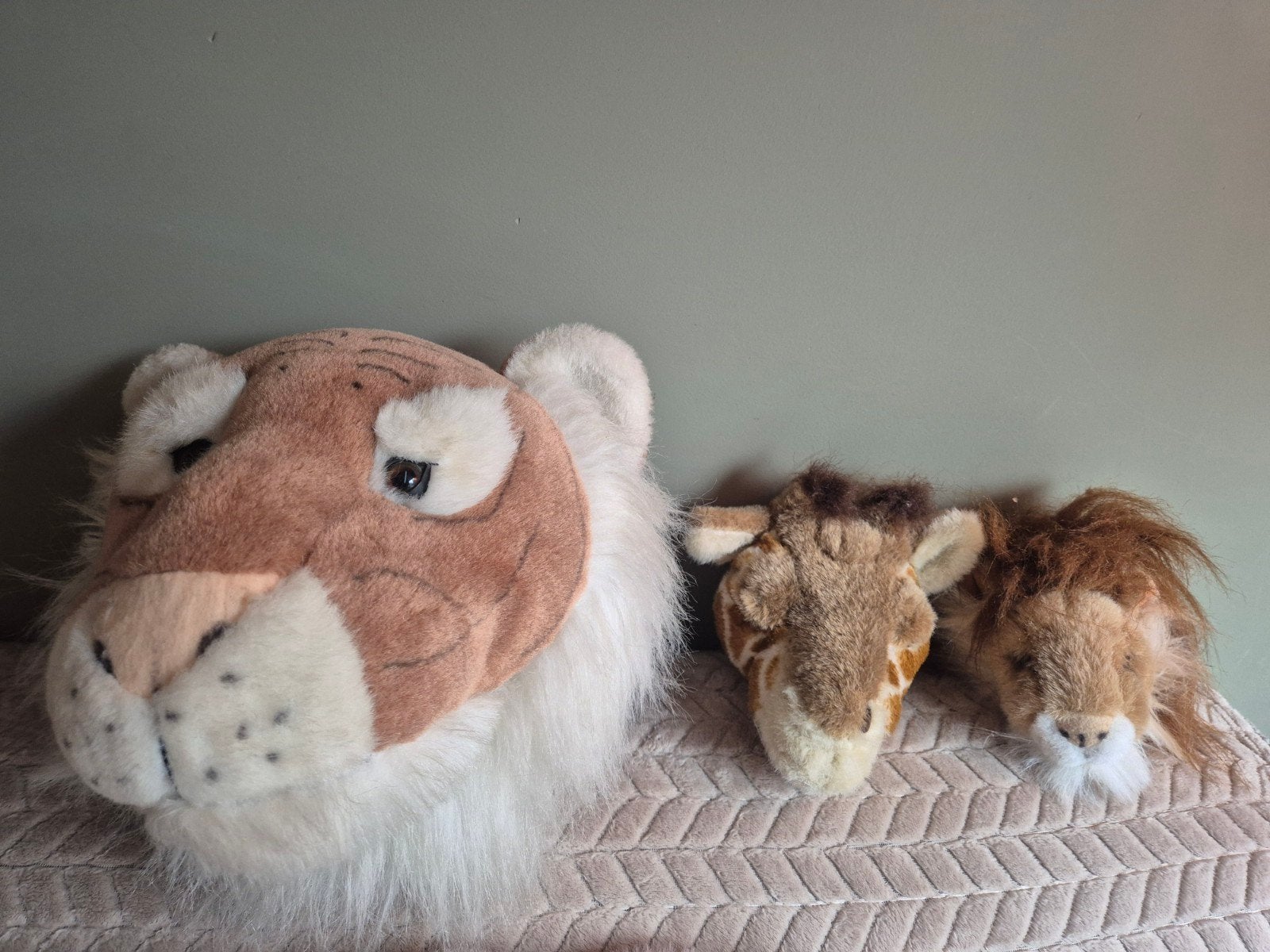 Dierenkop leeuw groot + dierenkop klein giraffe + leeuw, Ophalen, Wanddecoratie