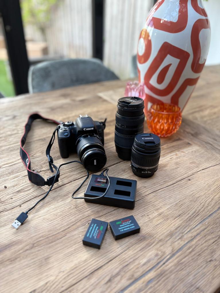 Canon Eos 800D, Ophalen, Zo goed als nieuw, Canon, Geen optische zoom