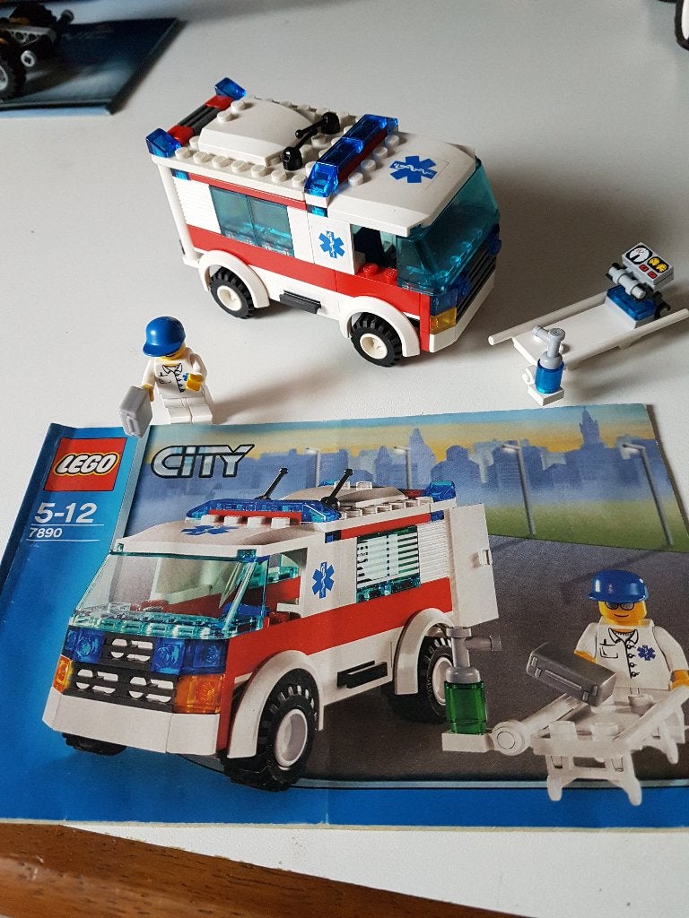 lego sets, 24 stuks, Ophalen of Verzenden, Zo goed als nieuw, Complete set, Lego