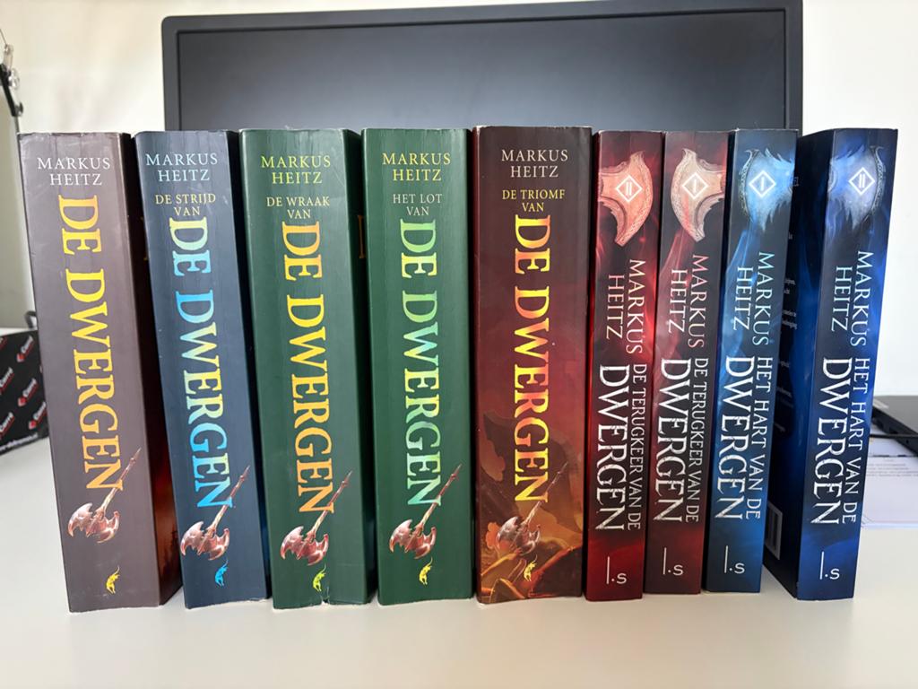 De Dwergen - Complete serie Markus Heitz (9 boeken), Boeken, Ophalen of Verzenden, Gelezen