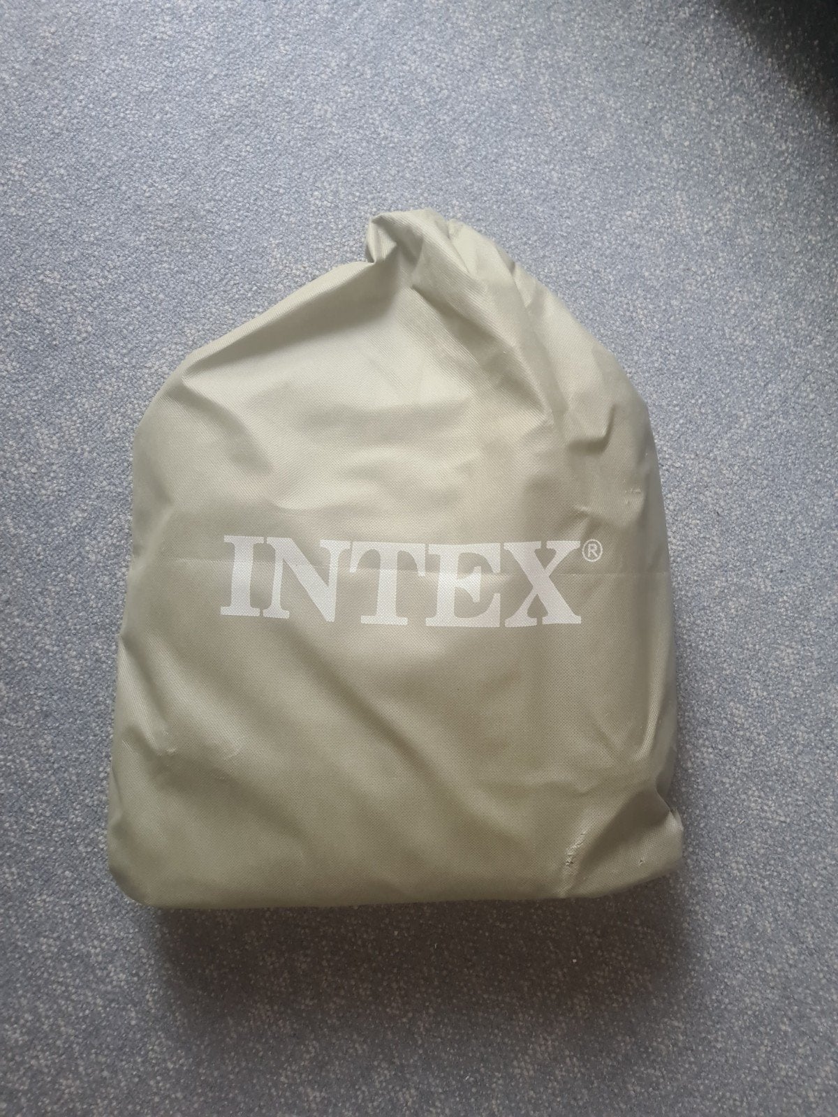 Intex  peuter Luchtbed met Pomp - Zo goed als nieuw, Ophalen of Verzenden, Zo goed als nieuw, 1-persoons