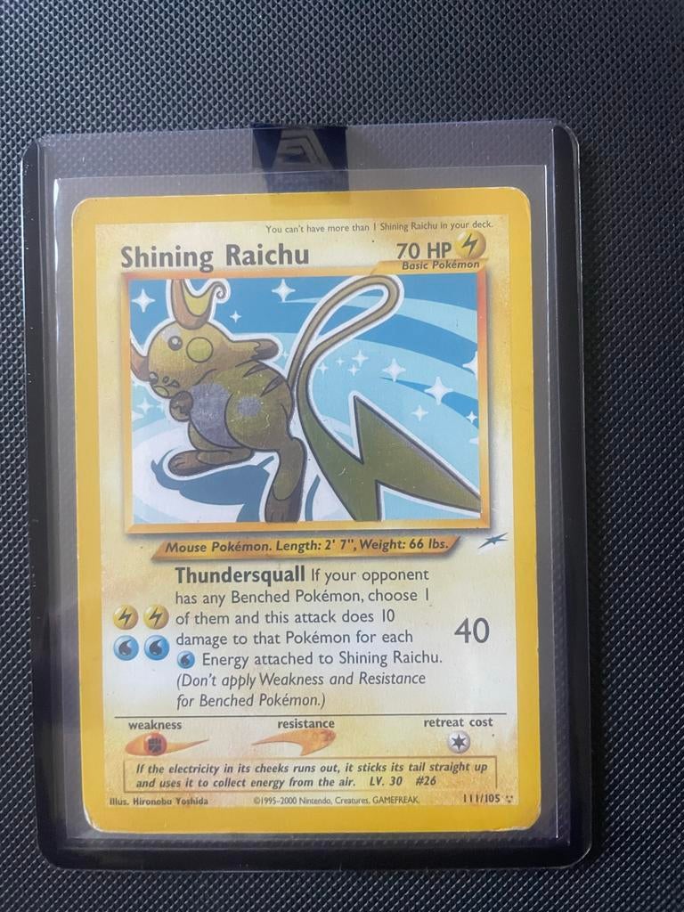Shining Raichu Pokémon Kaart - Neo Destiny 111/105, Ophalen of Verzenden, Zo goed als nieuw, Losse kaart, Foil