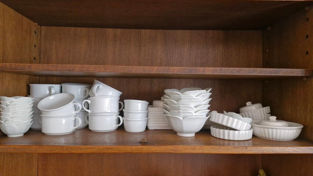 Wit servies - Winterling Bavaria & Langenthal Suisse, Ophalen, Gebruikt, Effen, Porselein