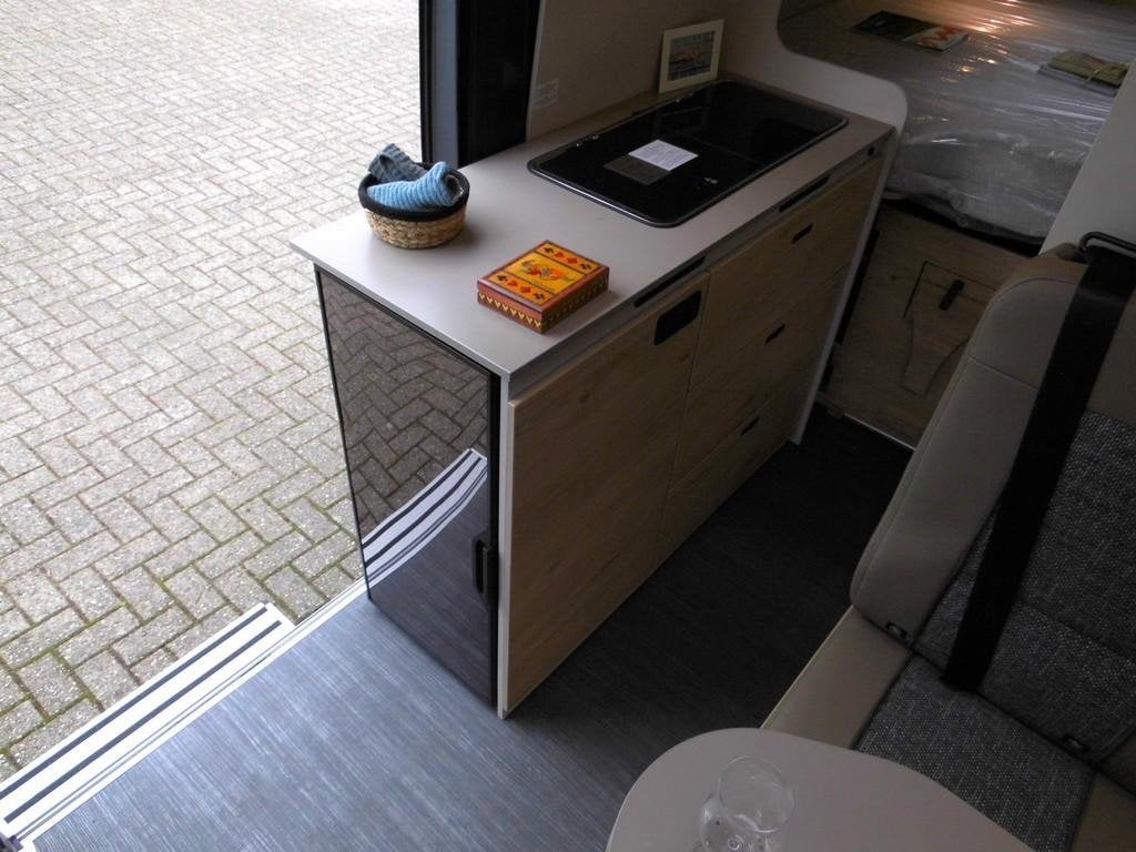Foto 11 van Dethleffs Globetrail 600DS 14430,=VOORDEEL COMPLEET ALL INCL