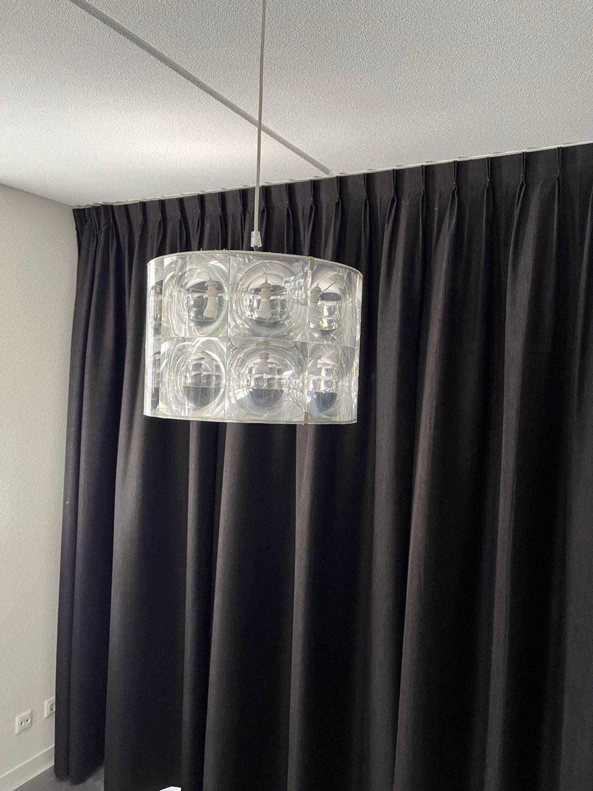 Moderne artistieke vuurtoren lamp met speels lichteffect, Ophalen of Verzenden, Zo goed als nieuw, Kunststof