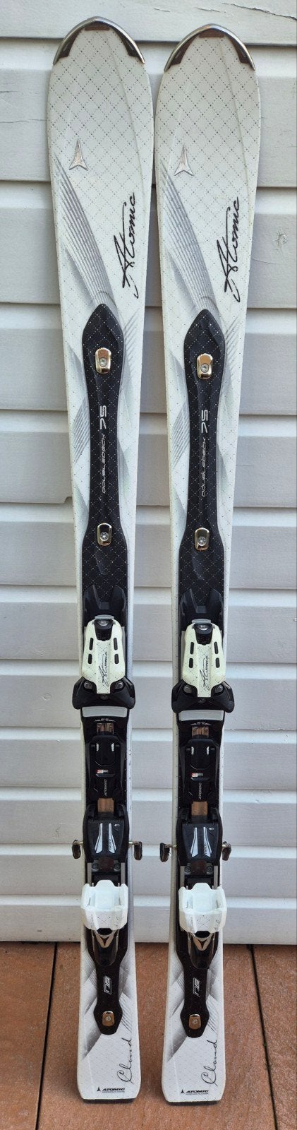 Ski's Atomic Cloud (157 cm) met Atomic skibindingen, 140 tot 160 cm, Ophalen of Verzenden, Zo goed als nieuw, Carve