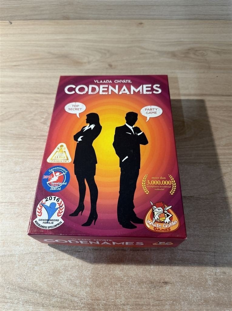 Codenames - S7032, Ophalen of Verzenden, Zo goed als nieuw