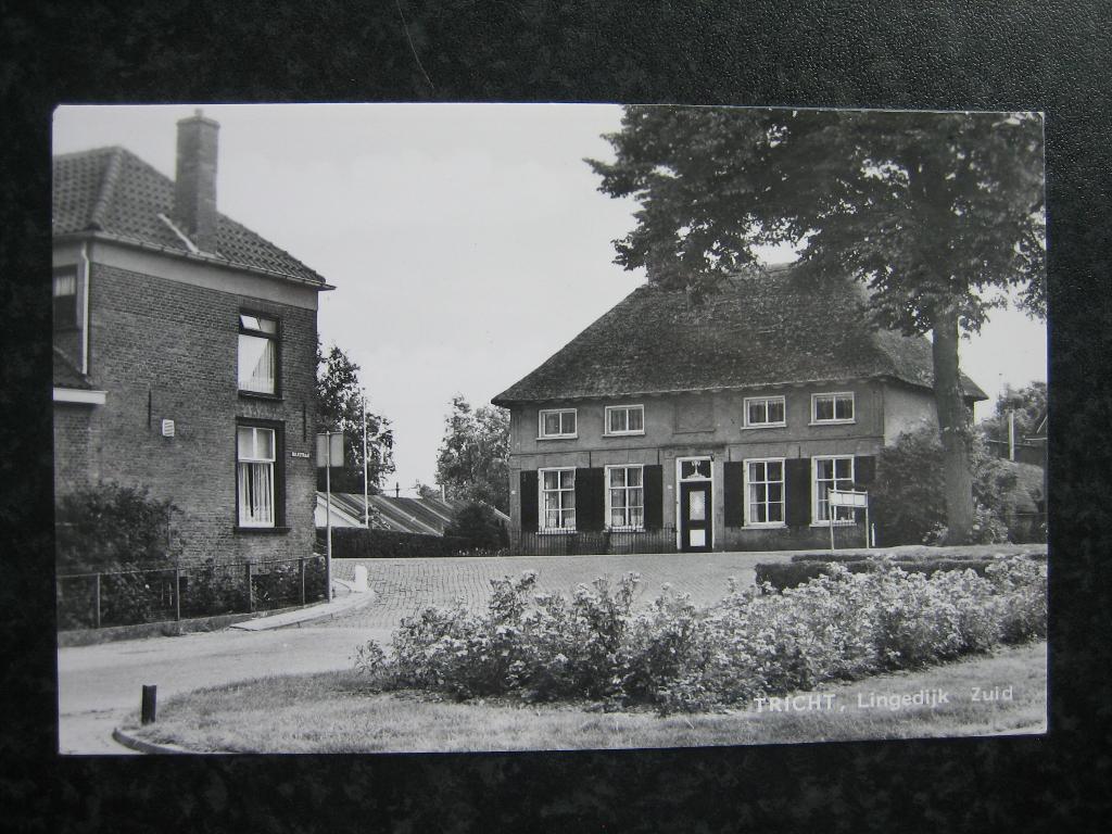 TRICHT Lingedijk Zuid, Ophalen of Verzenden, 1960 tot 1980, Gelderland