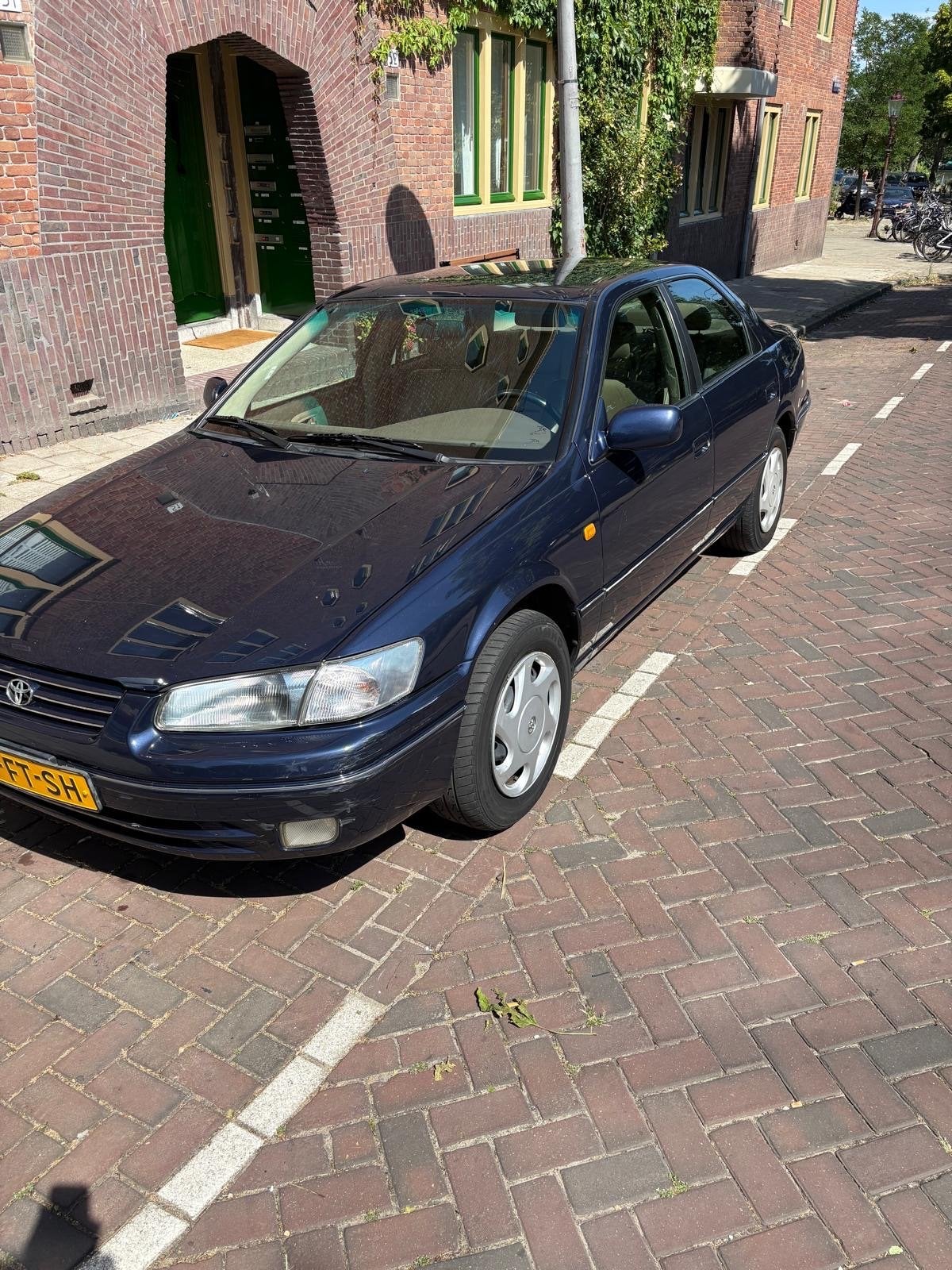 Toyota Camry 2.2 I GL 2000 Blauw, Voorwielaandrijving, 1380 kg, Beige, 4 cilinders