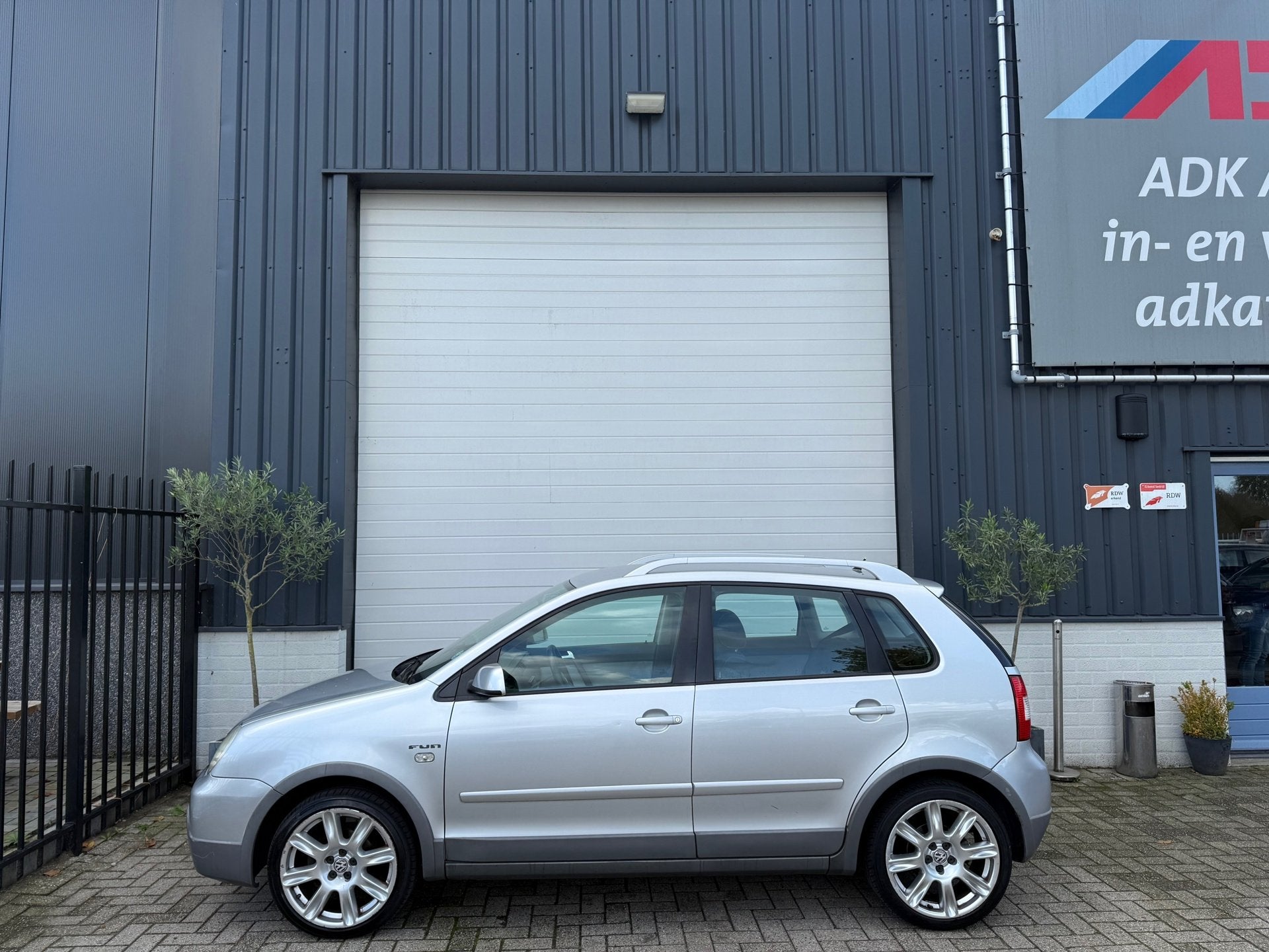 Volkswagen Polo 1.4-16V FUN CROSS/CRUISE/AIRCO/LM VELGEN, Voorwielaandrijving, 4 cilinders, Elektrische ramen, Origineel Nederlands