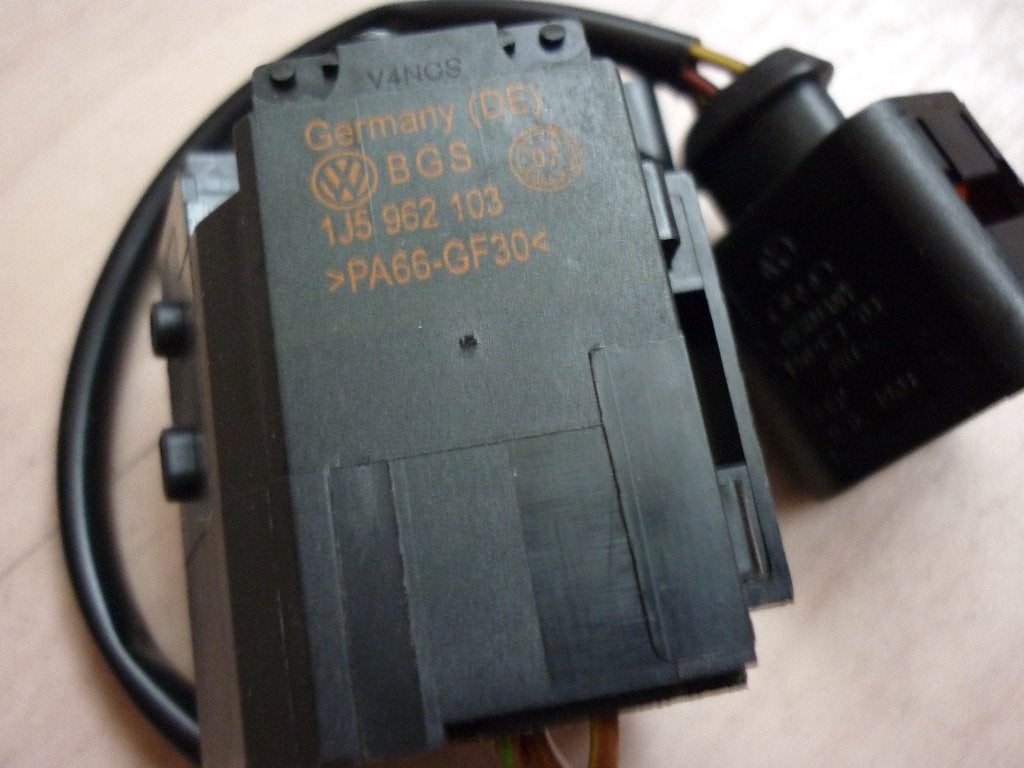 Micro switch achterklep VW., Achterklep, Nieuw, Ophalen of Verzenden, Volkswagen