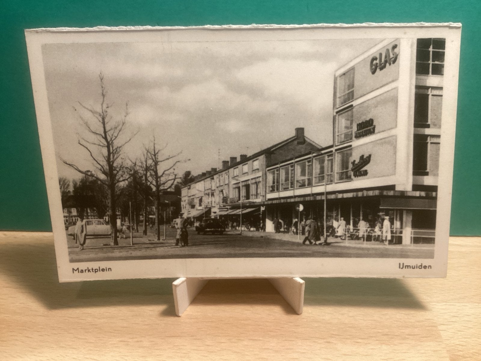 Marktplein IJmuiden -   699, Ophalen of Verzenden, 1940 tot 1960, Gelopen, Noord-Holland