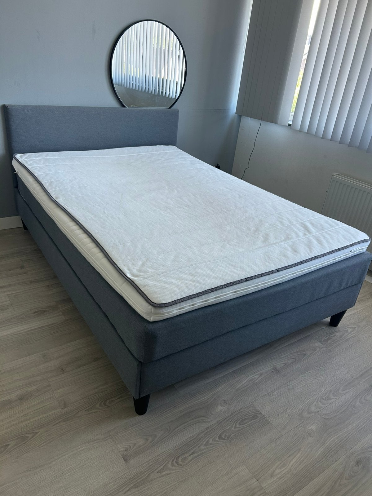 Boxspring Ikea Säbövik met exta topper 140x200, Ophalen, Zo goed als nieuw, Tweepersoons, 140 cm