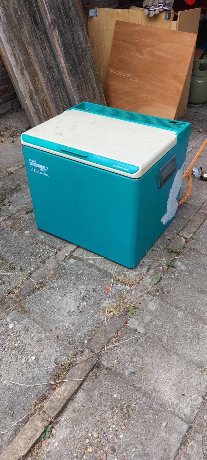 Electrolux Koelbox - 50x42x44cm - Werkt op gas en stroom, Caravans en Kamperen, Koelboxen, Ophalen, Gebruikt, Elektrisch