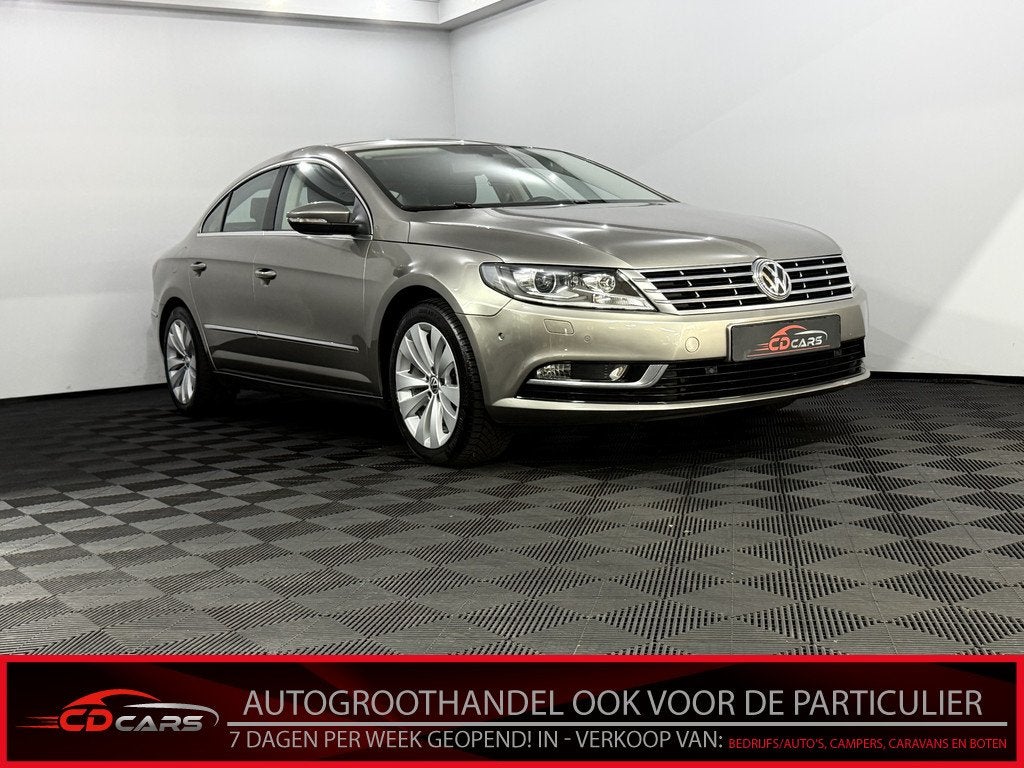 Volkswagen CC 1.8 TSI Camera, Navi, Verstelbare stoelen, Cru, Euro 5, Stof, 4 cilinders, Bruin