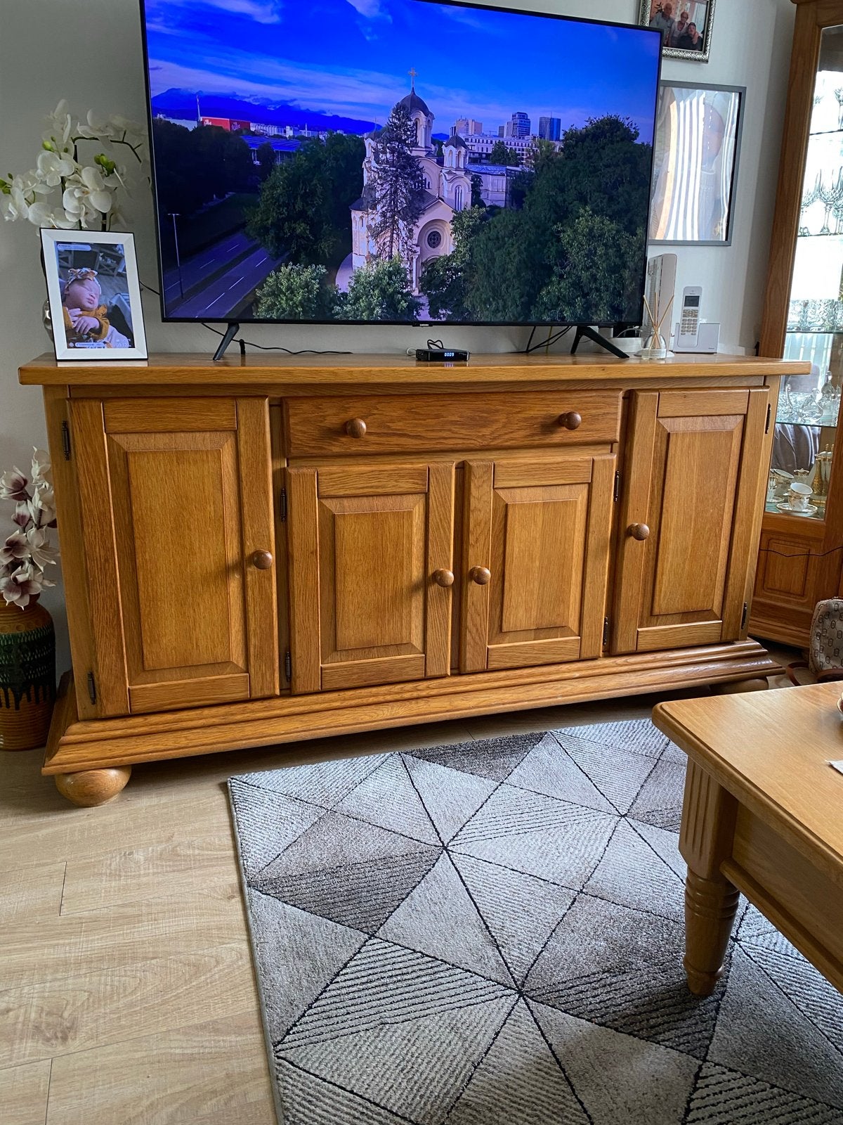 Complete Eikenhouten Woonkamerset - Dressoir, Tafel, Vitrine, Ophalen of Verzenden, Gebruikt