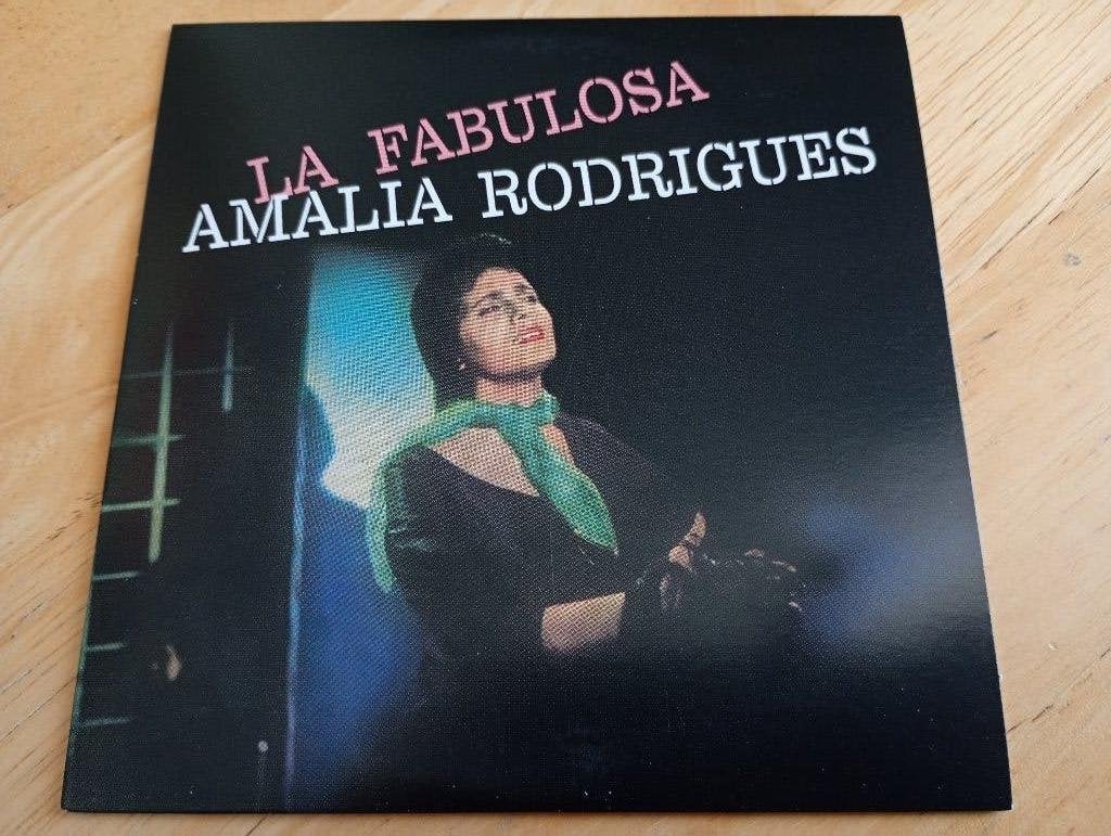 CD Amália Rodrigues - La Fabulosa, Verzenden, Zo goed als nieuw, Fado