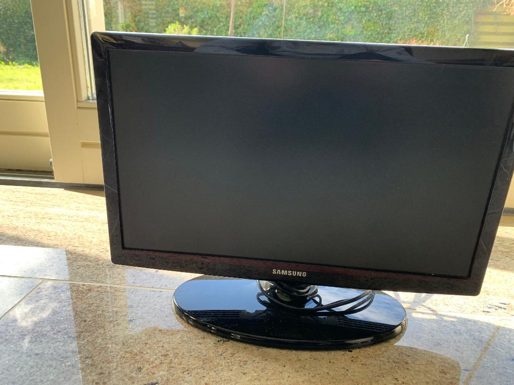 TV Samsung, Overige typen, Zo goed als nieuw, 120 watt of meer, Ophalen