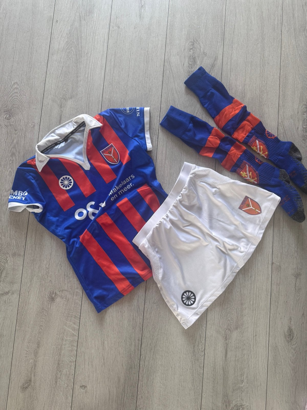 Hockey tenue HC Ypenburg, Sport en Fitness, Hockey, Ophalen of Verzenden, Zo goed als nieuw, Kleding