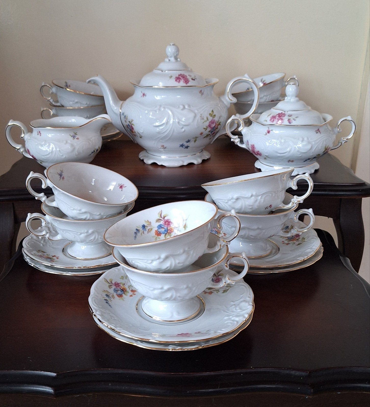 24-delig Servies Made in Poland - Wit met Bloemen, Ophalen