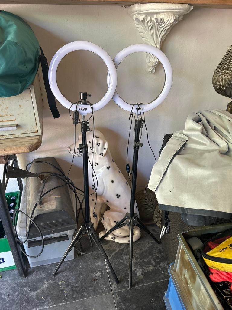 Set van 2 OLAF Ringlampen met Statieven, Ophalen, Zo goed als nieuw, Lamp of Flitsset