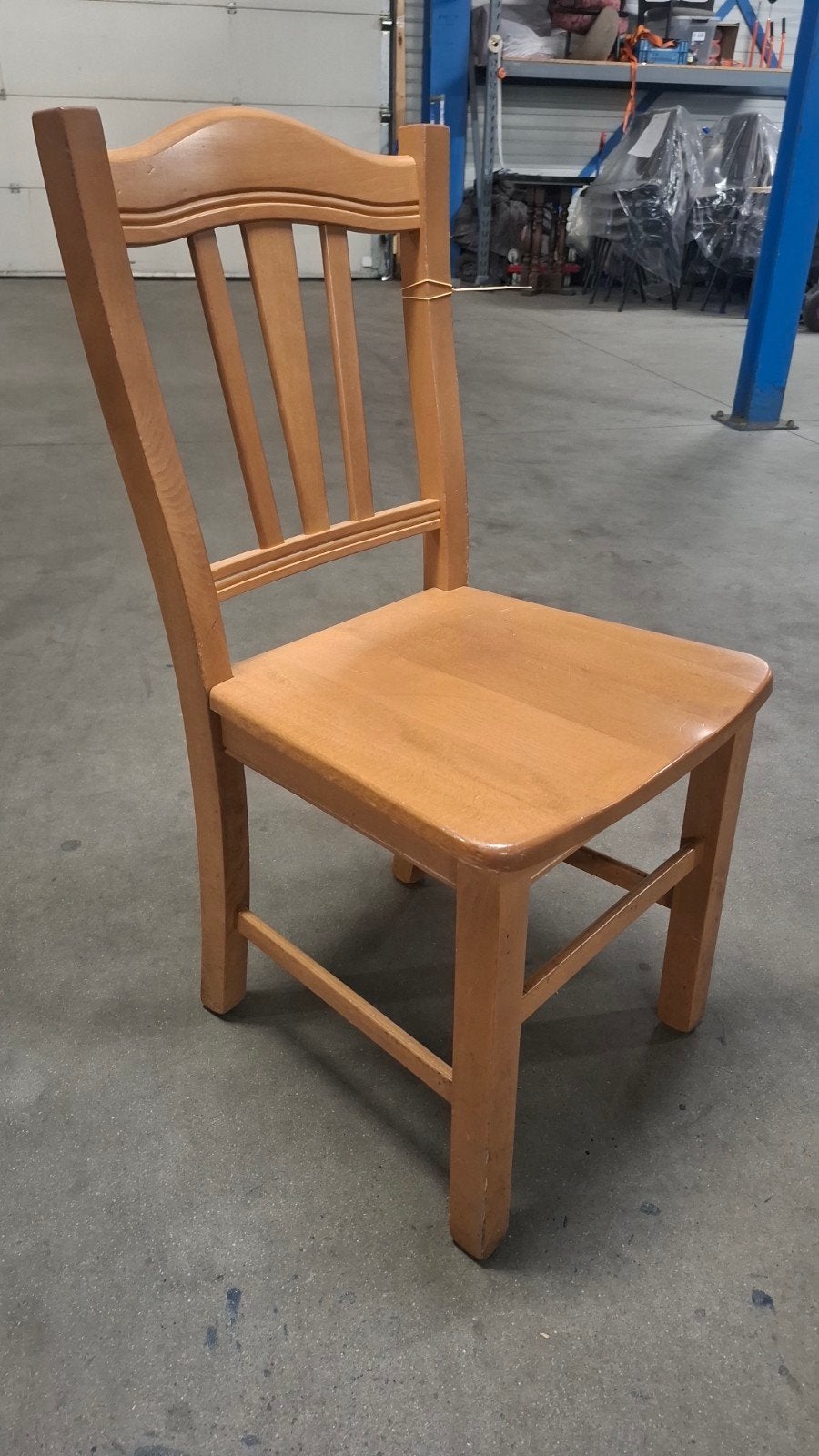 24 horeca cafe houten vintage stoel brutalist vintage partij, Ophalen of Verzenden, Bruin, Hout, Vijf, Zes of meer stoelen