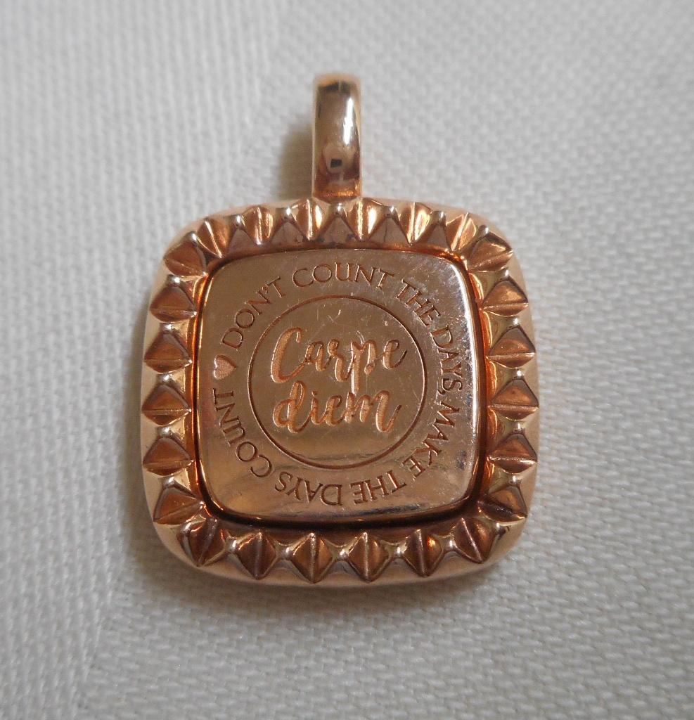 Zilveren mimoneda hanger rosegold en draaibaar nr.971, Sieraden, Tassen en Uiterlijk, Kettinghangers, Gebruikt, Verzenden, Kruis of Symbool