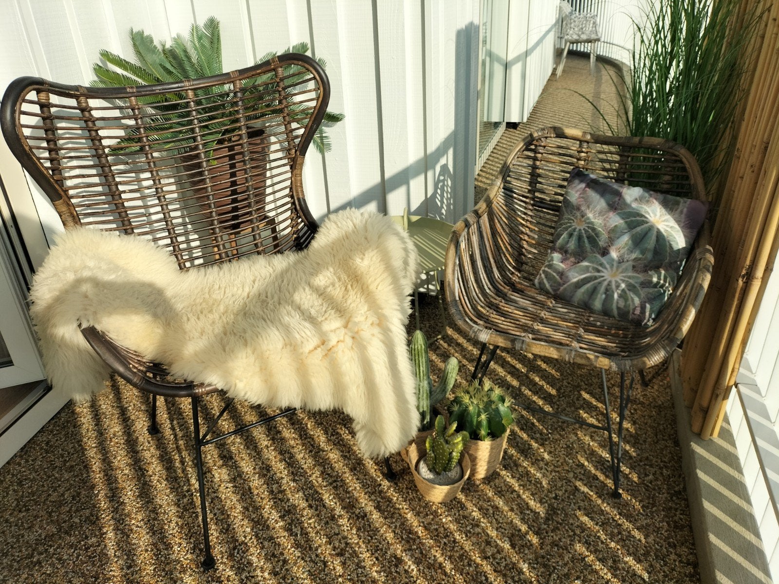 2 leuke rotan stoelen, binnen of buiten., Tuin en Terras, Tuinstoelen, Ophalen, Rotan
