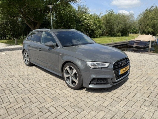 Audi A3 1.5 Tfsi 150pk CoD Ultra S Tronic 2017 Grijs, Auto's, 1498 cc, Zwart, 4 cilinders, 650 kg