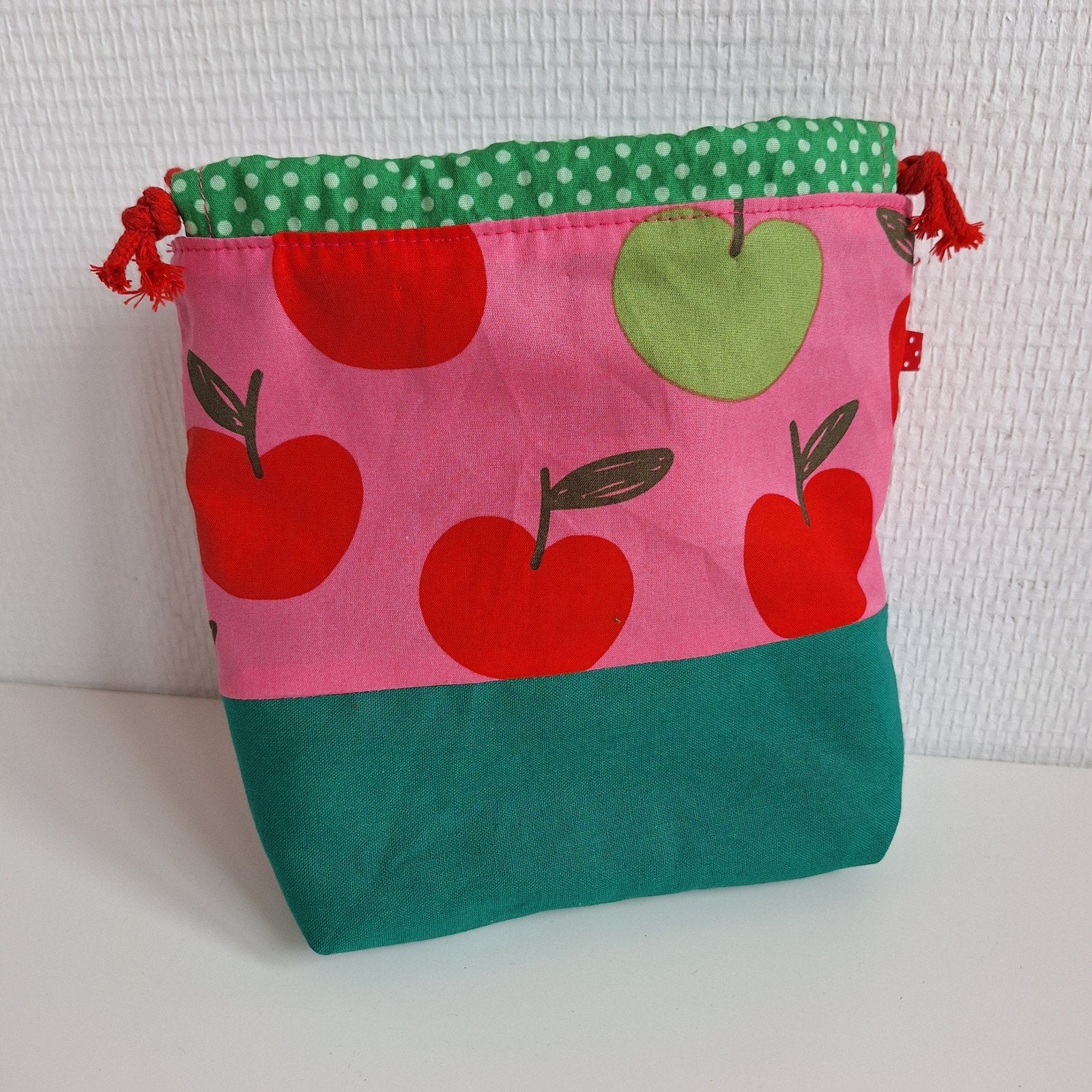 projectbag handwerktas roze met rode appel en groen 18x17, Sieraden, Tassen en Uiterlijk, Ophalen of Verzenden, Nieuw, Groen, Dame