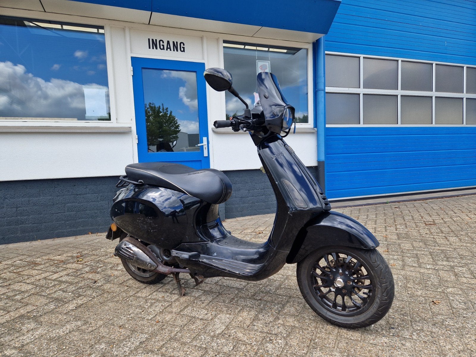 VESPA SPRINT OPKNAP SCOOTER , RONDOM WERK ERAAN, Fietsen en Brommers, Ophalen