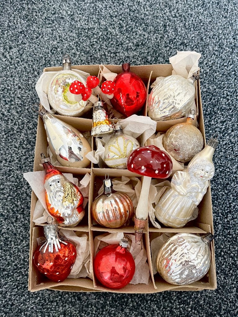 Doosje antieke oude kerstballen, vintage, Ophalen of Verzenden, Gebruikt