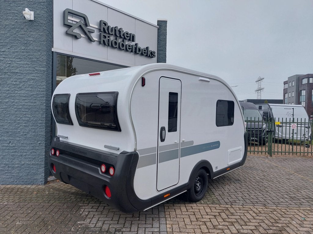 Adria Action 391 LH, Caravans en Kamperen, Caravans, Overige typen, Standaardzit, Tot en met 2, Bedrijf