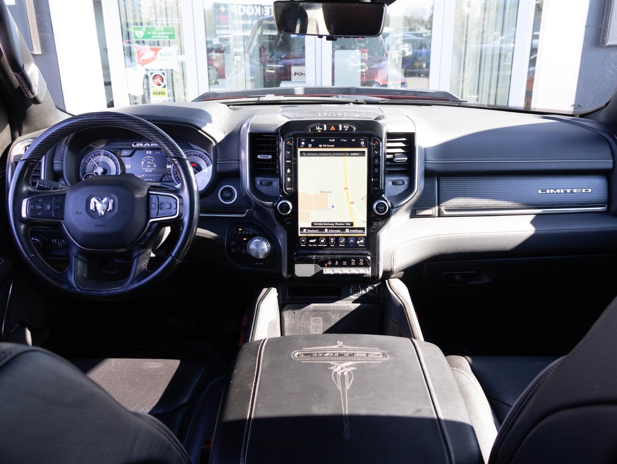 Dodge Ram 1500 5.7 V8 4x4 Crew Cab Limited | Huif | LPG | Ta, Auto's, Automaat, Gebruikt, 5654 cc, Lichtsensor