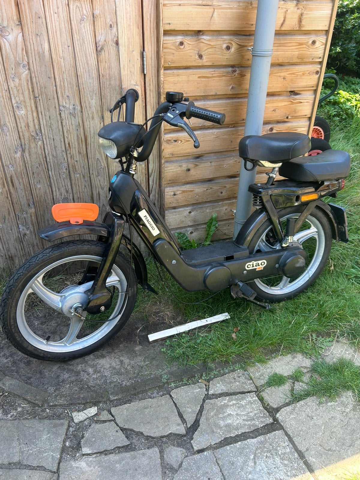Vespa ciao mix rollend frame met kenteken, Fietsen en Brommers, Snorfietsen en Snorscooters, Gebruikt, Vespa, Tweetakt, Ophalen