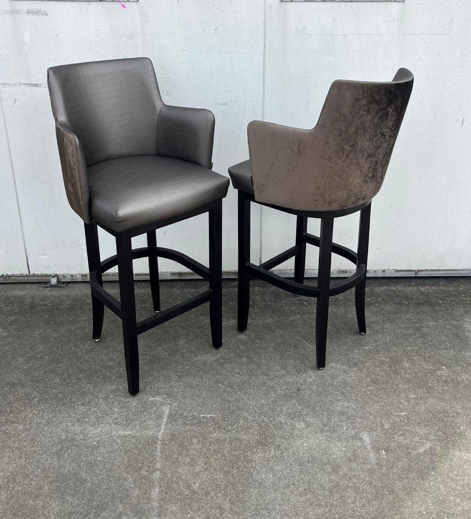 2 stuks luxe horeca restaurant barkrukken mancave nieuw, Ophalen, Met voetsteun, 60 tot 90 cm, Nieuw