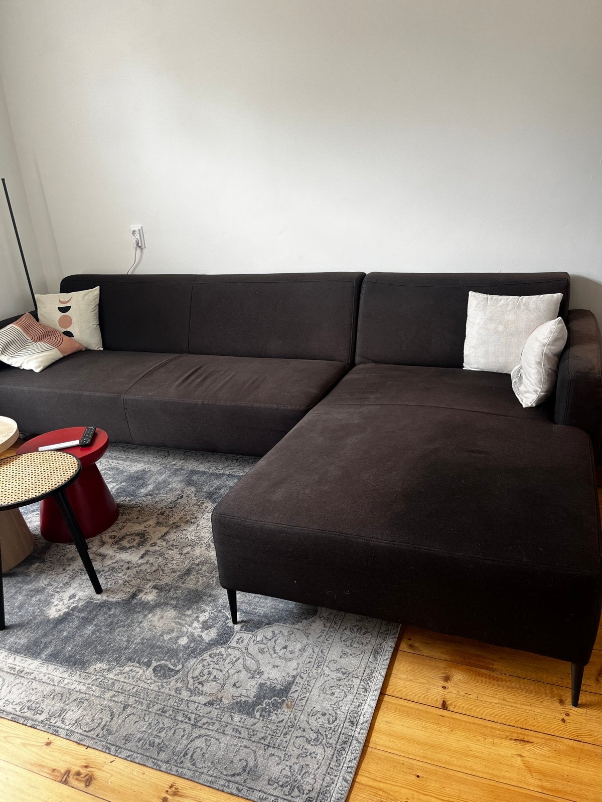 Comfortabele hoekbank voor studentenhuis, Huis en Inrichting, Banken | Bankstellen, Gebruikt, Hoekbank, Vierpersoons of meer, 250 tot 300 cm