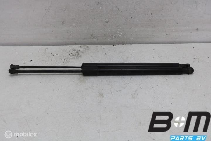 Set gasveren achterklep VW Golf 7 FL 5G6827550G, Gebruikt