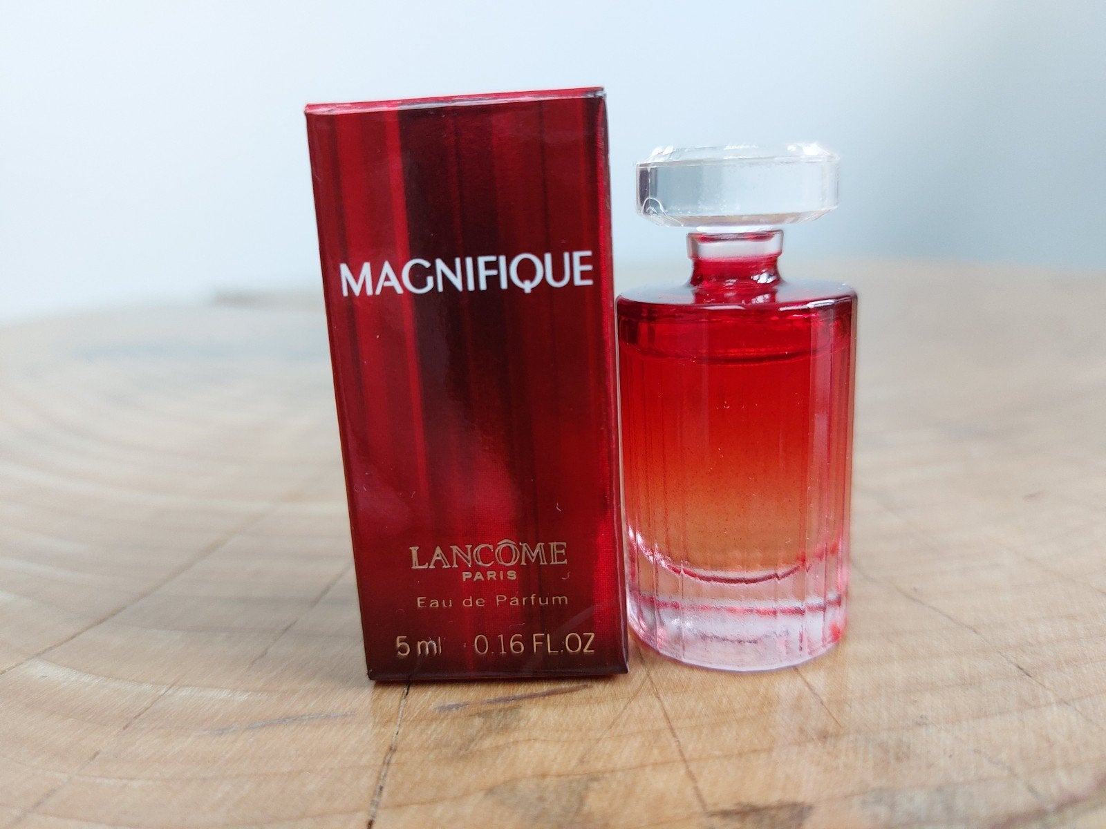 Lancôme Magnifique Eau de Parfum 5ml (discontinued), Verzenden, Nieuw, Miniatuur, Gevuld