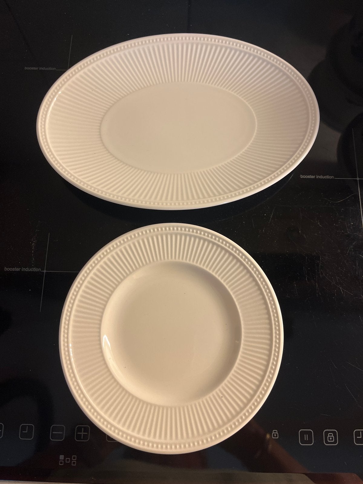 Wedgwood servies: Ovale en ronde schaal, Ophalen, Klassiek, Wedgwood, Porselein