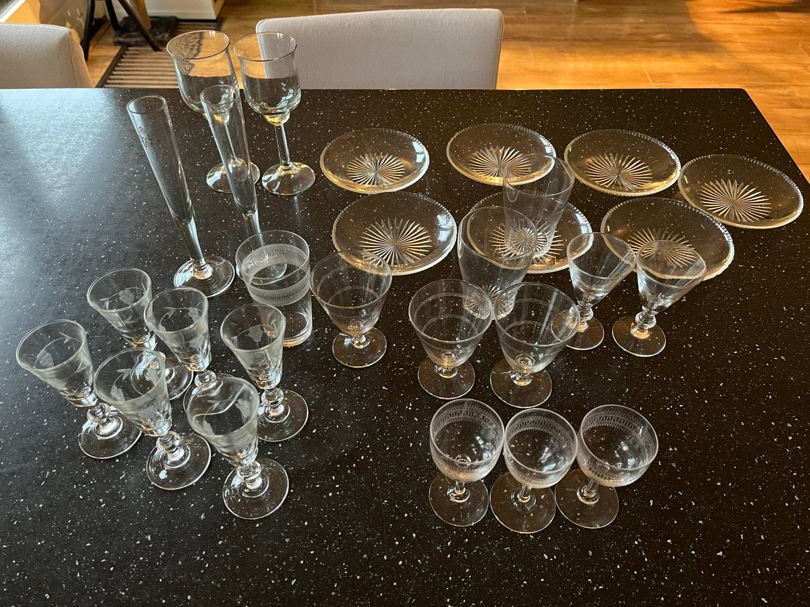 Oude tot zeer oude kristallen glaasjes en schoteltjes., Ophalen of Verzenden