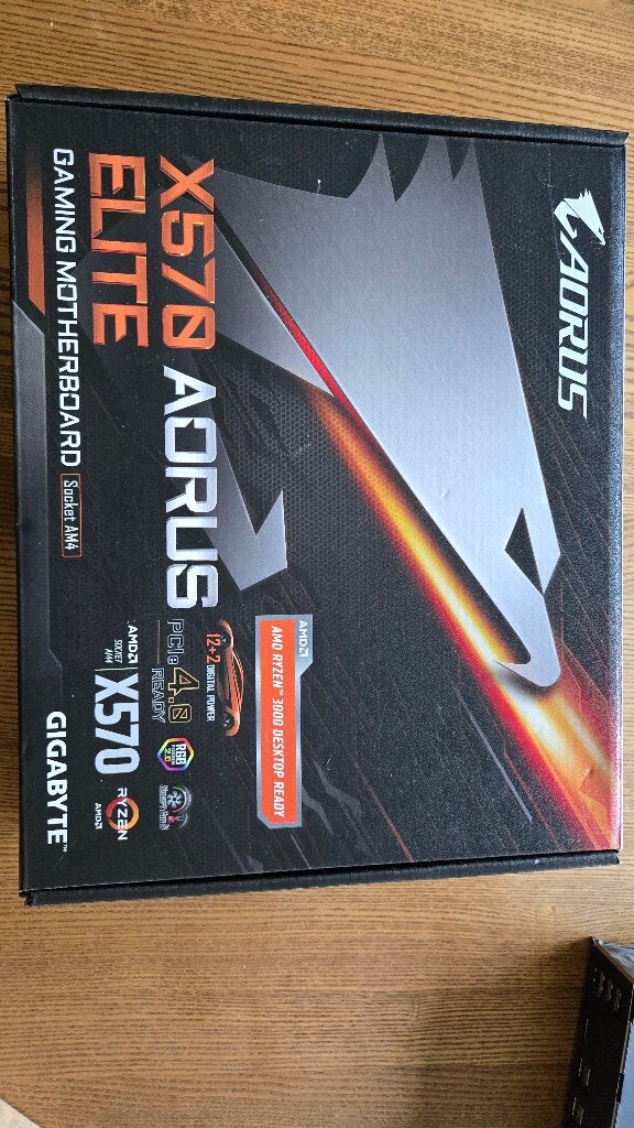 Gigabyte X570 Elite + AMD Ryzen 7 5800X+ GTX 1660 OC GPU, Computers en Software, Moederborden, Gebruikt, DDR4, Ophalen of Verzenden