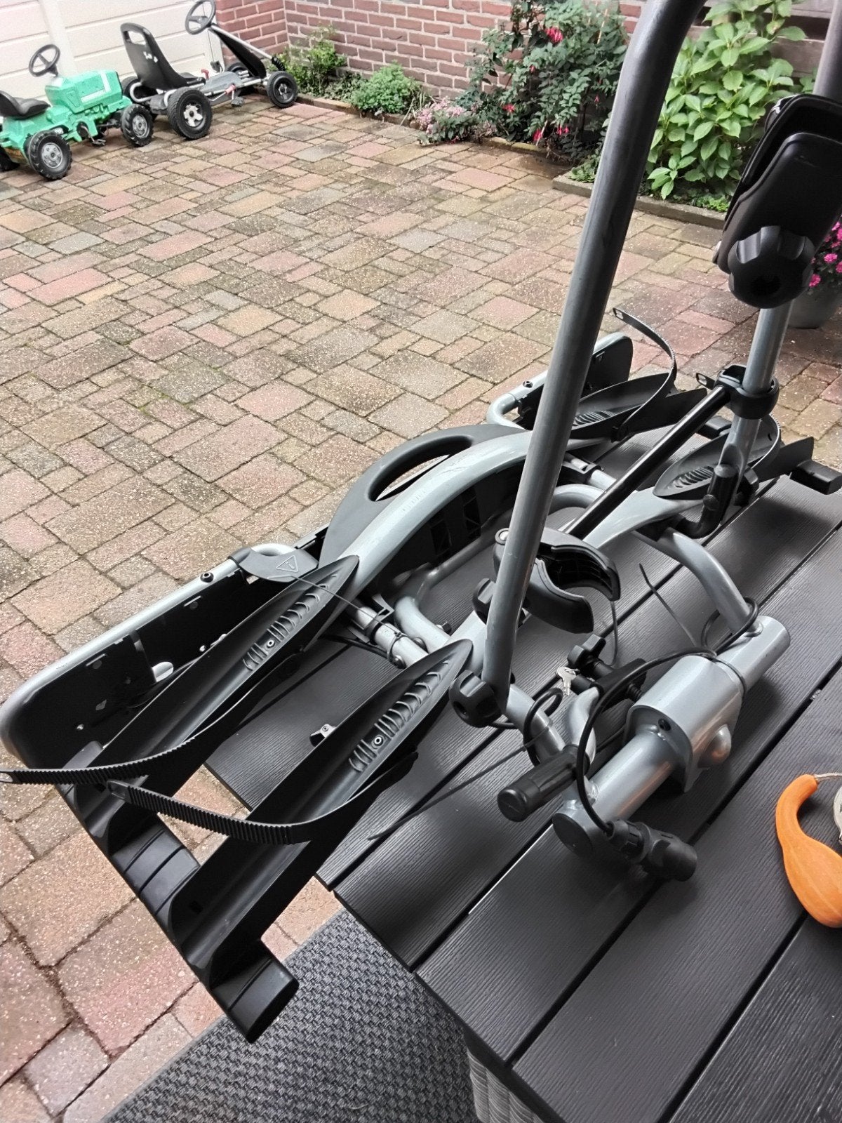 Fietsdrager, Ophalen, 2 fietsen, Zo goed als nieuw, Trekhaakdrager