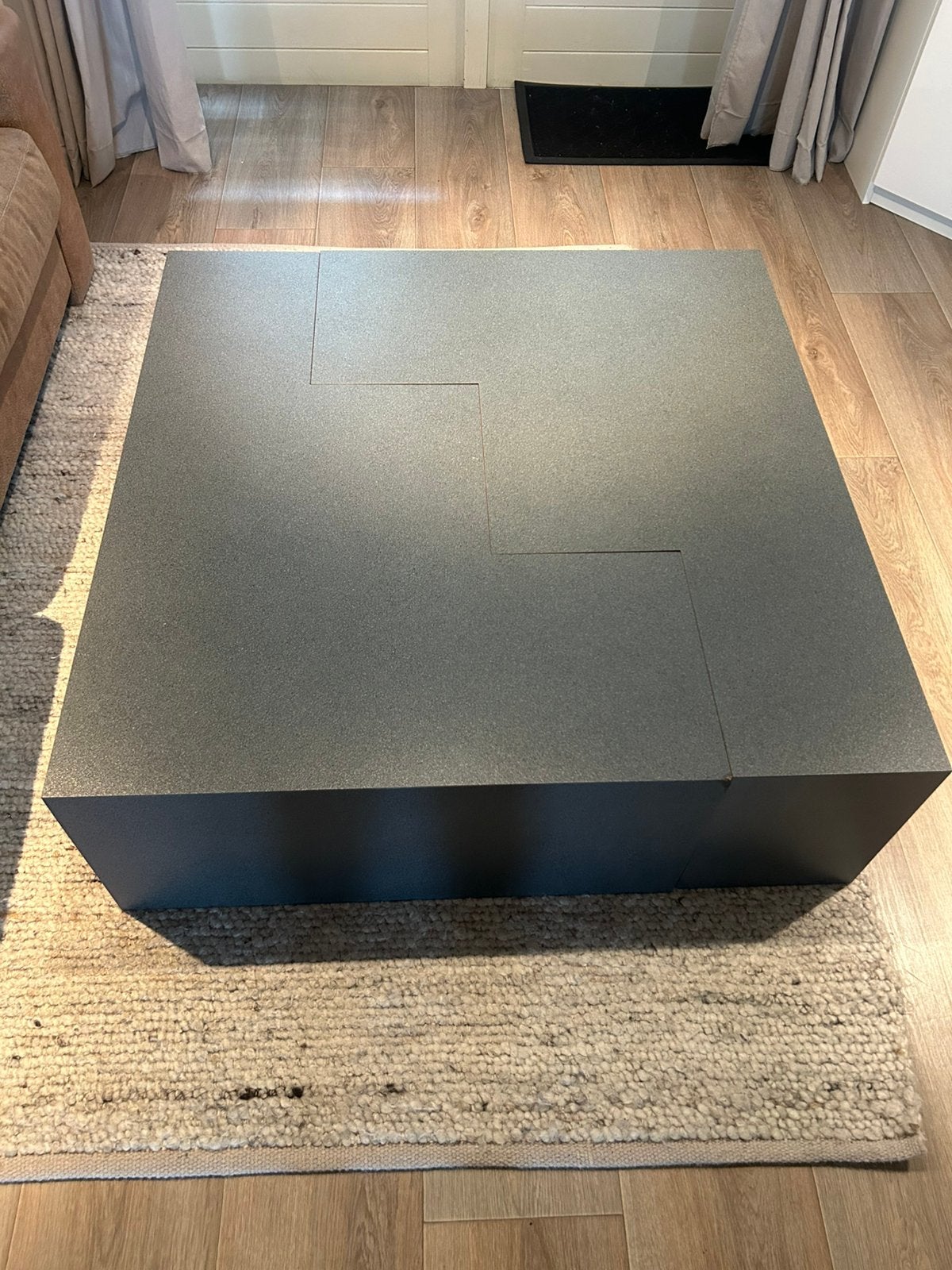 Design Leolux salontafel, Huis en Inrichting, Ophalen, Zo goed als nieuw, Rechthoekig, 100 tot 150 cm