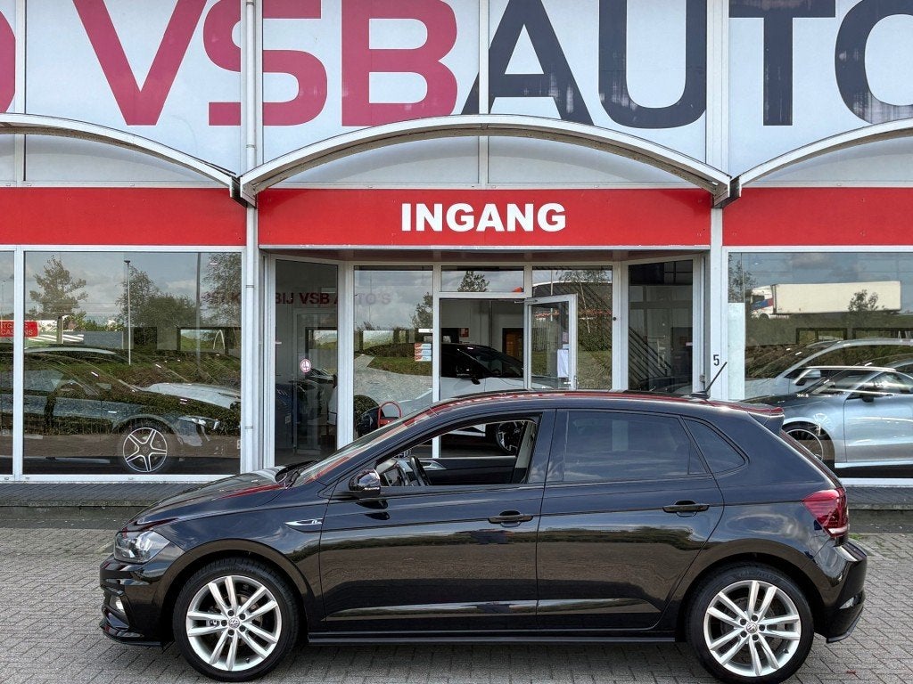 Volkswagen POLO 1.0 TSI 95PK R-LINE NL-AUTO NAVI CARPLAY ECC, Gebruikt, 95 pk, Met garantie (alle), Bedrijf