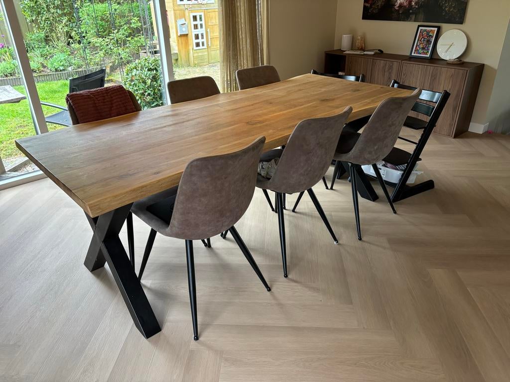 Robuuste eikenhouten tafel 220x95 stalen onderstel, Huis en Inrichting, Tafels | Eettafels, Ophalen, Eikenhout, 200 cm of meer