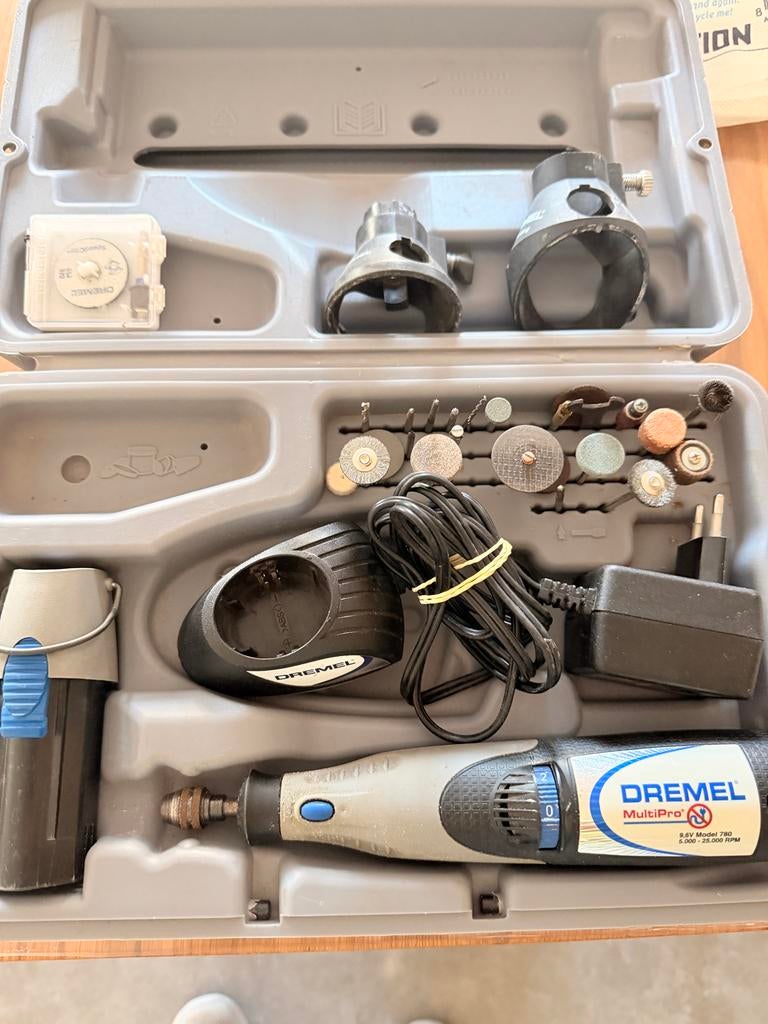 Dremel MultiPro met accessoires en koffer, Ophalen of Verzenden, Gebruikt